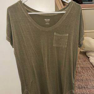 mossimo army green pocket tee